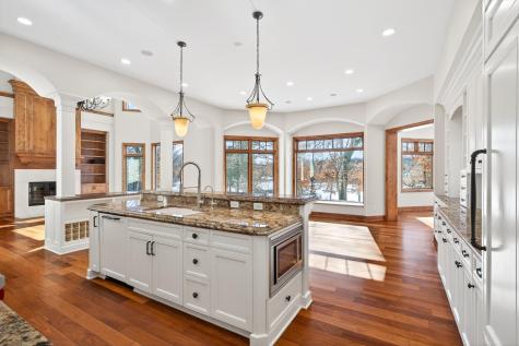 9 Hillary Farm Lane Gem Lake MN 55110