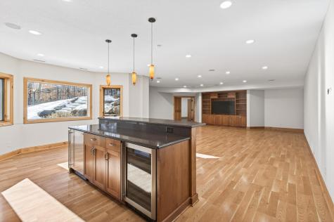 9 Hillary Farm Lane Gem Lake MN 55110