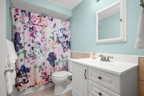 6373 Barrie Road Edina MN 55435