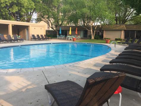 6373 Barrie Road Edina MN 55435