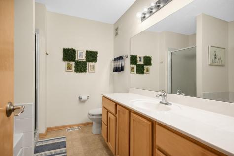 8173 Darcy Lane Inver Grove Heights MN 55076
