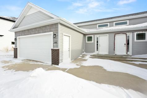 2707 Westwood Street W West Fargo ND 58078