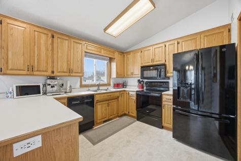 3018 36th Avenue S Fargo ND 58104