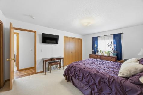 3018 36th Avenue S Fargo ND 58104