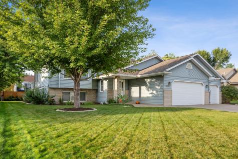 3018 36th Avenue S Fargo ND 58104