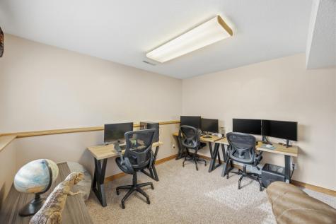 3018 36th Avenue S Fargo ND 58104