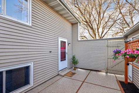 7503 Whitney Drive Apple Valley MN 55124
