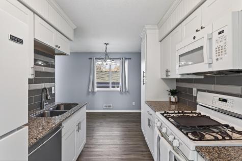 7503 Whitney Drive Apple Valley MN 55124