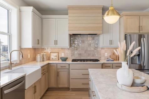 5003 Airlake Drive Woodbury MN 55129