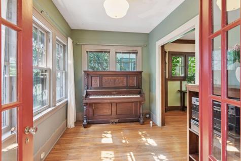 433 Thomas Avenue S Minneapolis MN 55405