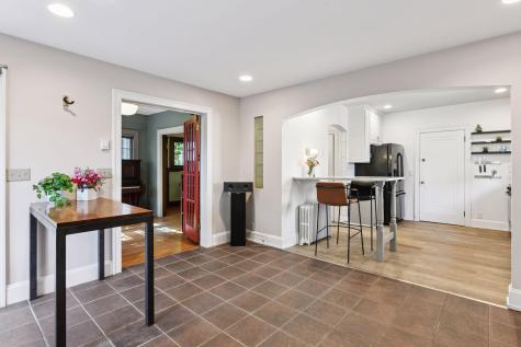 433 Thomas Avenue S Minneapolis MN 55405