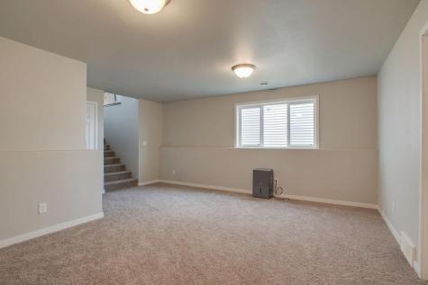 7052 Benji Lane Horace ND 58047