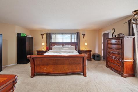 9046 Edinburgh Lane Woodbury MN 55125