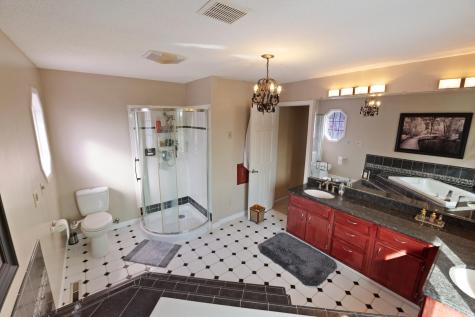 9046 Edinburgh Lane Woodbury MN 55125