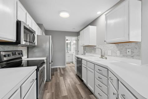 8981 Spring Lane Woodbury MN 55125