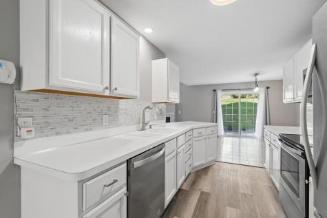 8981 Spring Lane Woodbury MN 55125