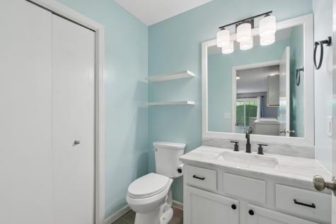 8981 Spring Lane Woodbury MN 55125