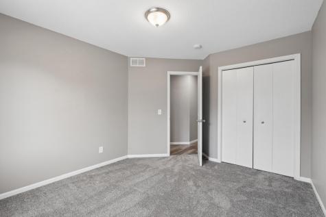 8981 Spring Lane Woodbury MN 55125