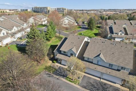 8981 Spring Lane Woodbury MN 55125