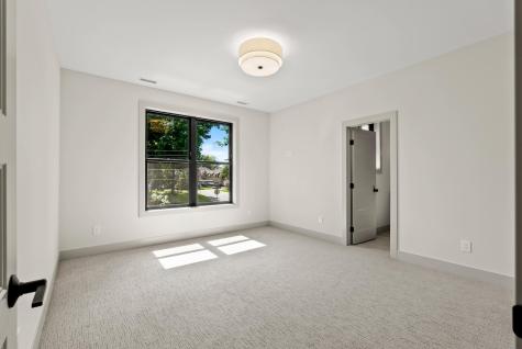 2006 Shorewood Lane Mound MN 55364