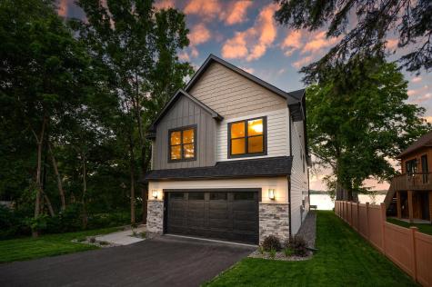 2006 Shorewood Lane Mound MN 55364