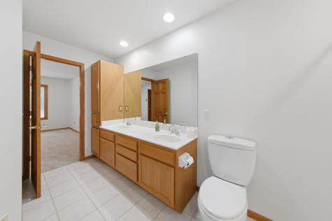 815 Wescott Square Eagan MN 55123