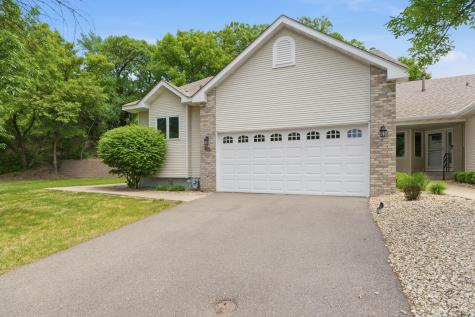 815 Wescott Square Eagan MN 55123