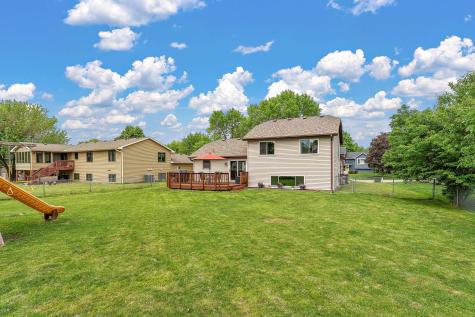 2358 Hilo Avenue N Oakdale MN 55128