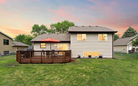 2358 Hilo Avenue N Oakdale MN 55128