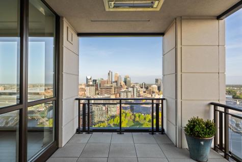 1111 W River Parkway Minneapolis MN 55415
