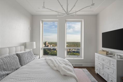 1111 W River Parkway Minneapolis MN 55415
