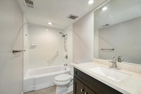 6423 Colony Way Edina MN 55435