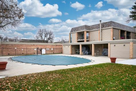 6423 Colony Way Edina MN 55435