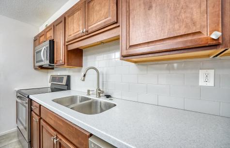 6423 Colony Way Edina MN 55435