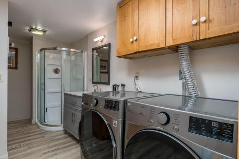 11 Cedar Point Lane NW Elysian MN 56028