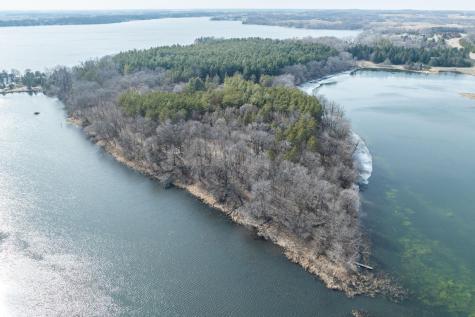 11 Cedar Point Lane NW Elysian MN 56028