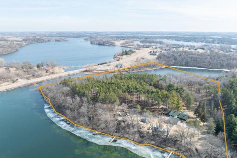 11 Cedar Point Lane NW Elysian MN 56028