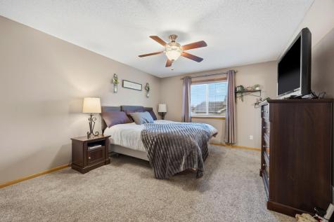 6267 Kahl Avenue NE Albertville MN 55301