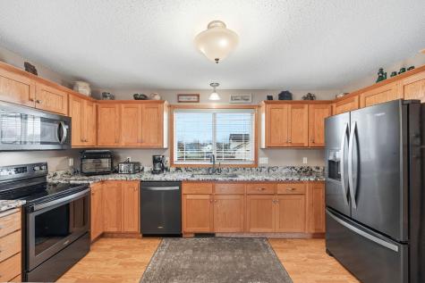 6267 Kahl Avenue NE Albertville MN 55301