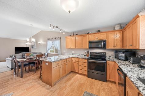 6267 Kahl Avenue NE Albertville MN 55301