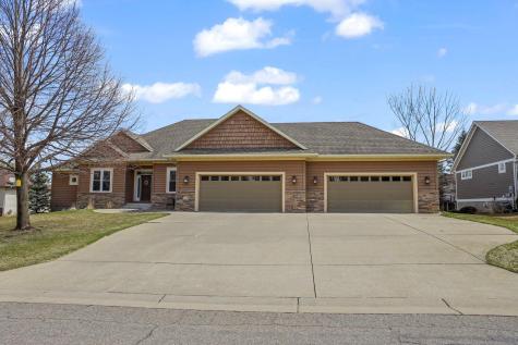 1929 Woodcrest Drive NE Owatonna MN 55060