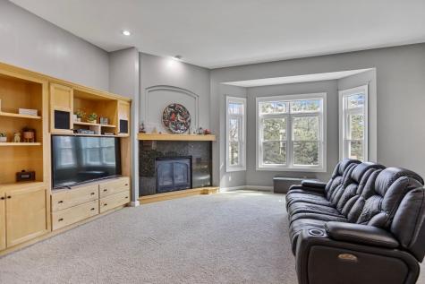 1929 Woodcrest Drive NE Owatonna MN 55060