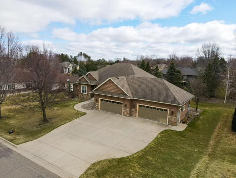 1929 Woodcrest Drive NE Owatonna MN 55060