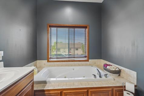 1514 Overlook Drive SE Lonsdale MN 55046