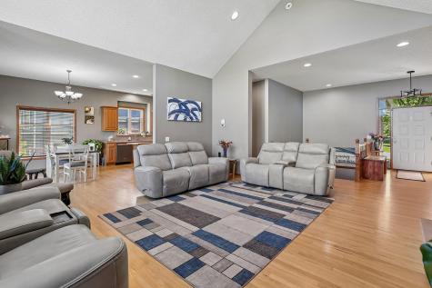 1514 Overlook Drive SE Lonsdale MN 55046