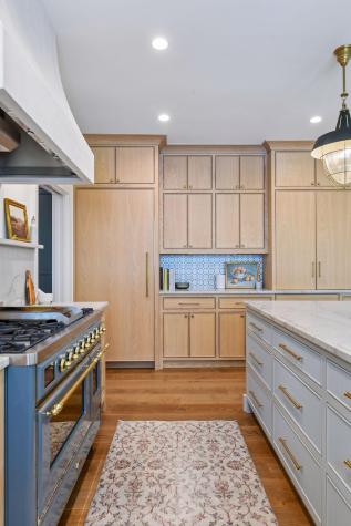 2412 Avon Drive Mound MN 55364