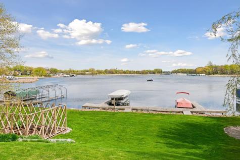 2412 Avon Drive Mound MN 55364