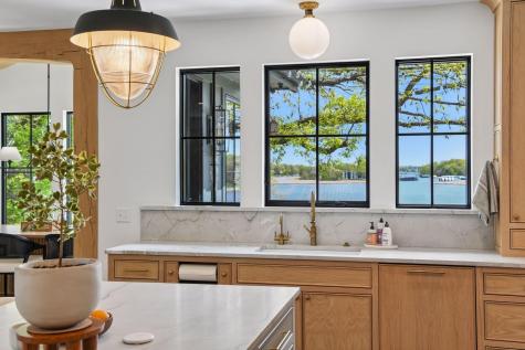 2412 Avon Drive Mound MN 55364