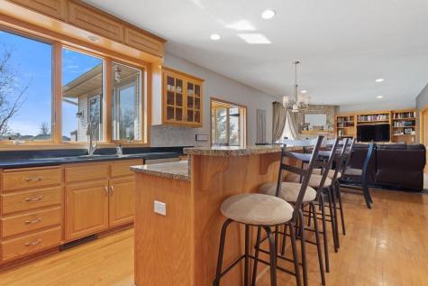 5721 103rd Avenue N Brooklyn Park MN 55443