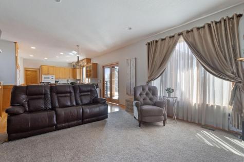 5721 103rd Avenue N Brooklyn Park MN 55443
